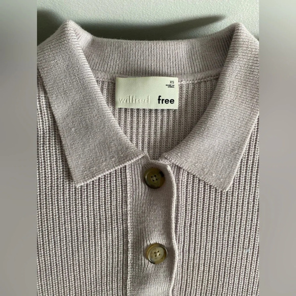 WILFRED Free 100% Merino Wool  Knit Dusty Lilac Polo Sweater Size XS - Picture 3 of 7